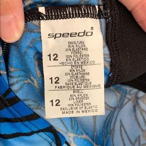 Speedo Swim - Speedo Blue Floral Swim Tankini Top Speedo Swim - Speedo Blue Floral Swim Tankini Top